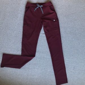 Women’s Figs Burgundy Scrub Bottom XXS Tall